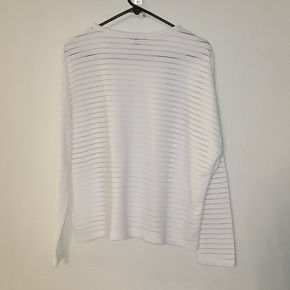 Mango Pull Over Shirt - Picture 2 of 3
